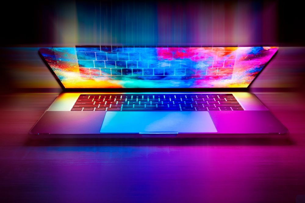 Tarjeta gráfica instalada en una laptop gamer de alto rendimiento