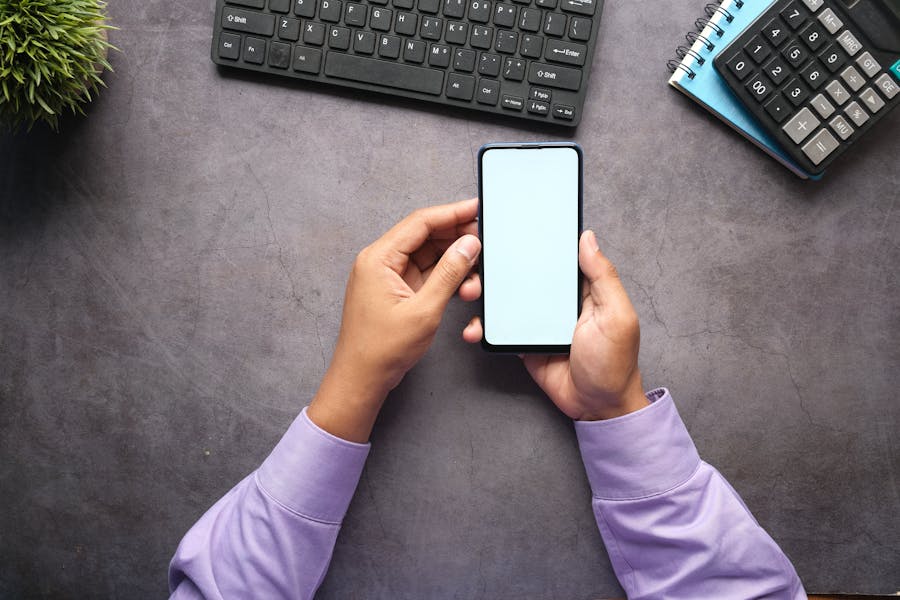 Imagen de Cómo limpiar correctamente la pantalla de tu smartphone