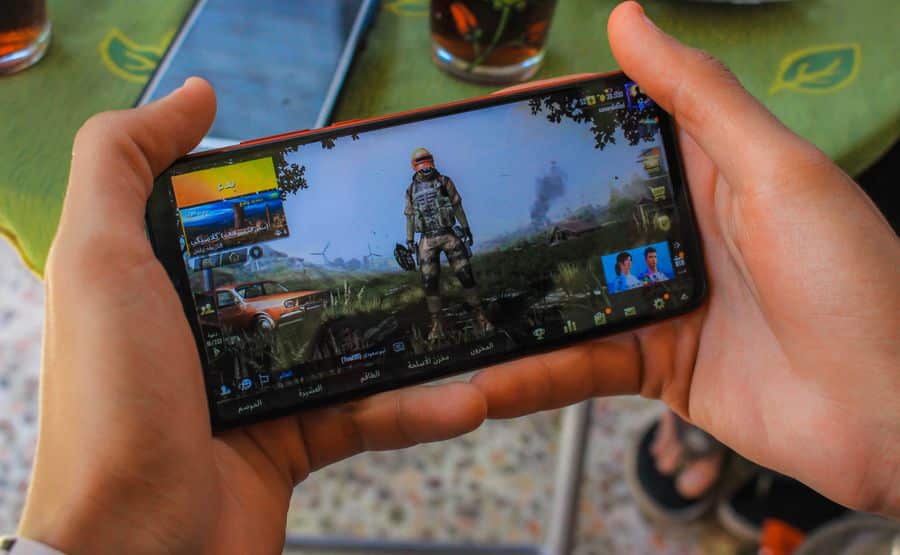 Celular ASUS con chip para juegos móviles