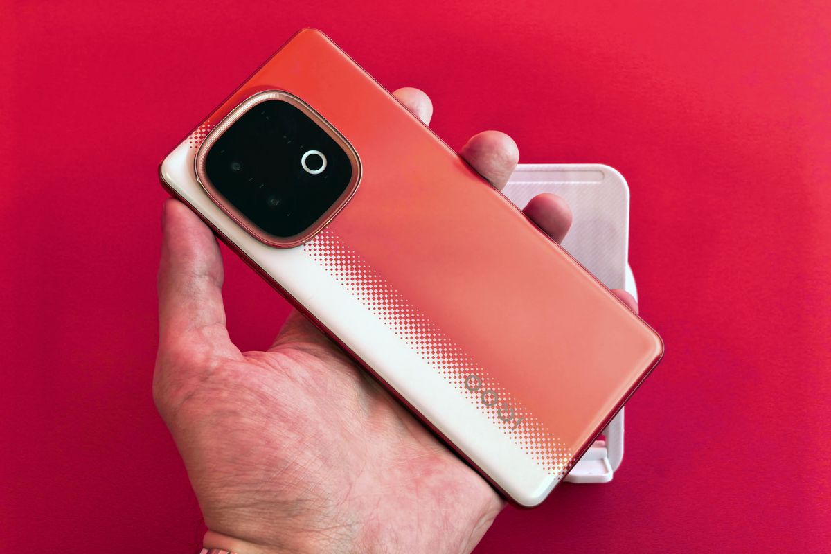 Celular Oppo más nuevo diseño elegante
