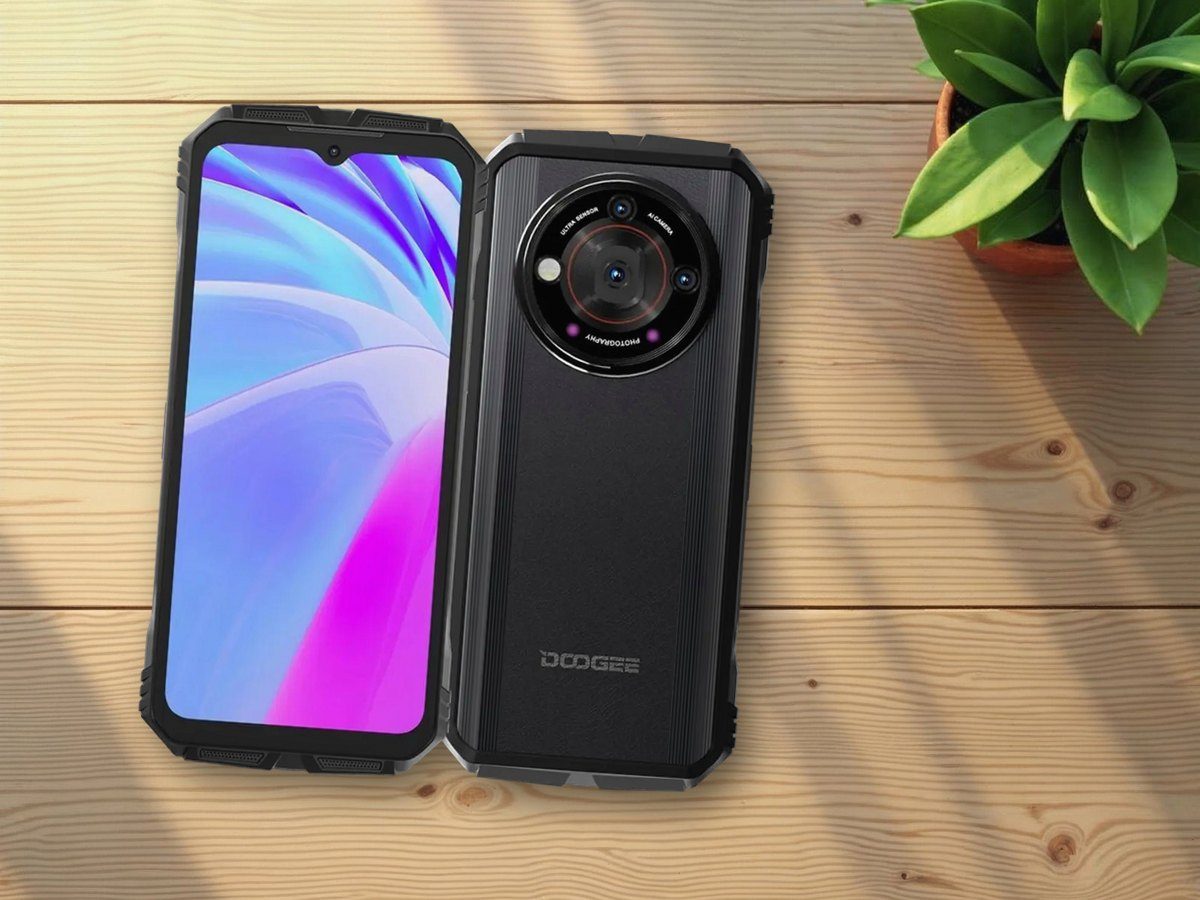 Doogee V30 Pro sobre una mesa
