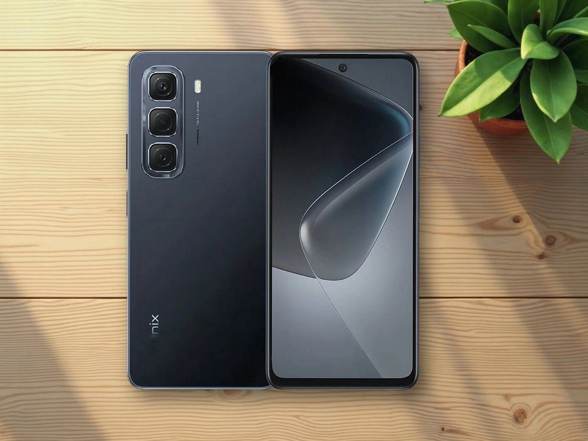 Infinix Hot 50 sobre una mesa